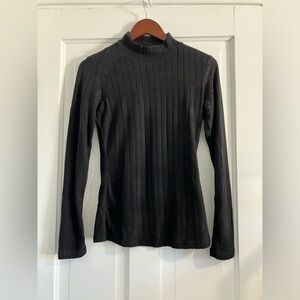 NWT Ekouaer Rib Knit Turtlenck